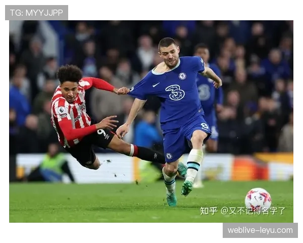 麦肯纳率伊普斯维奇强势崛起，冲击英超展现强劲竞争力