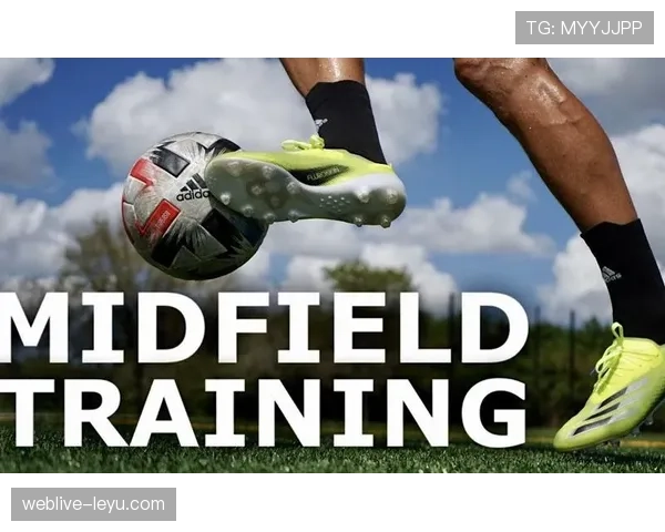 恰尔汗奥卢技术细节解析：创造力引领中场控球新趋势