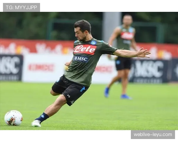 安特卫普定位球战术显成效,助力球队竞技状态稳步提升 安特卫普定位球战术显成效,助力球队竞技状态稳步提升