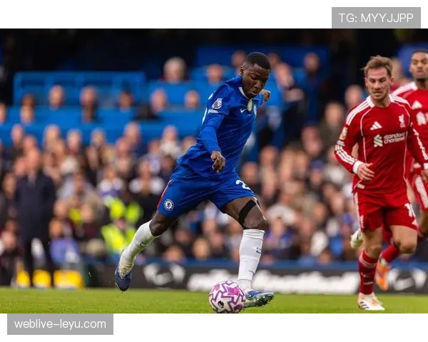 赖斯:从切尔西青训弃将到英超顶级后腰的逆袭