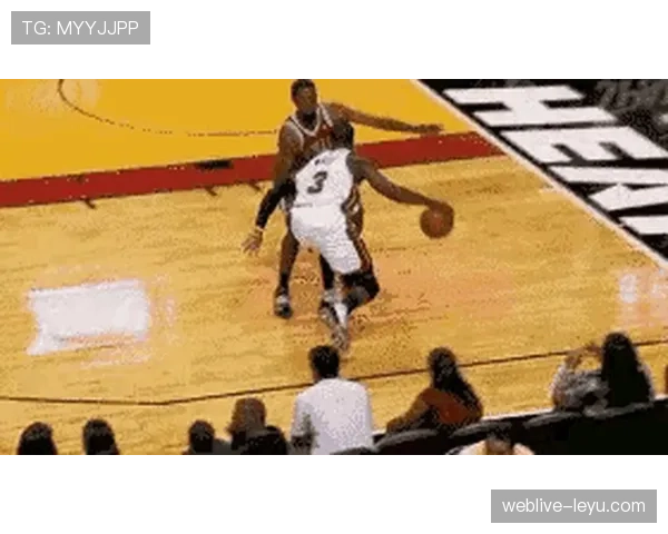 韦德由单打回归挡拆，对抗内线提升效率